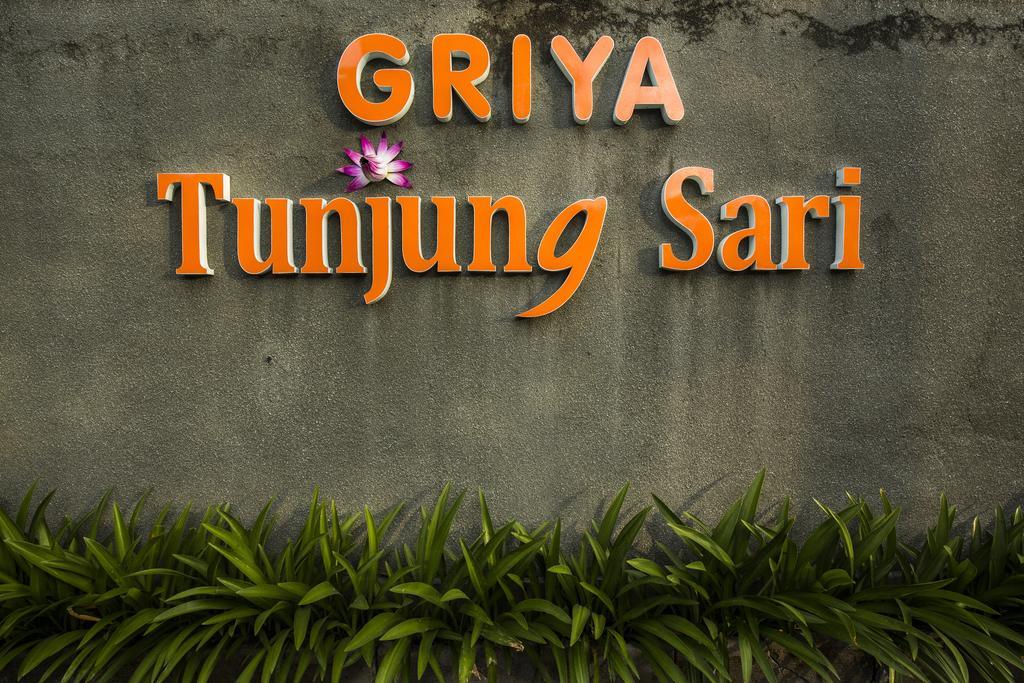 Griya Tunjung Sari Otel Denpasar Dış mekan fotoğraf